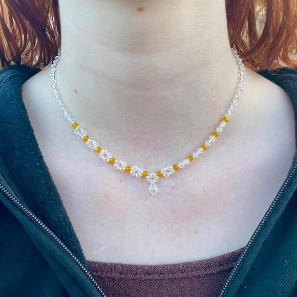 Hand beaded yellow and white Swarovski crystal necklace - Picture 2 of 2